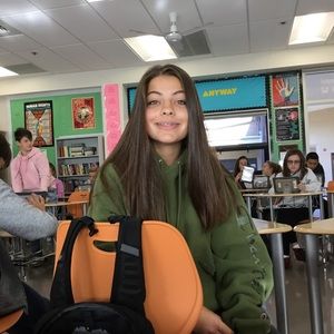 Meet your Posher, Isabela